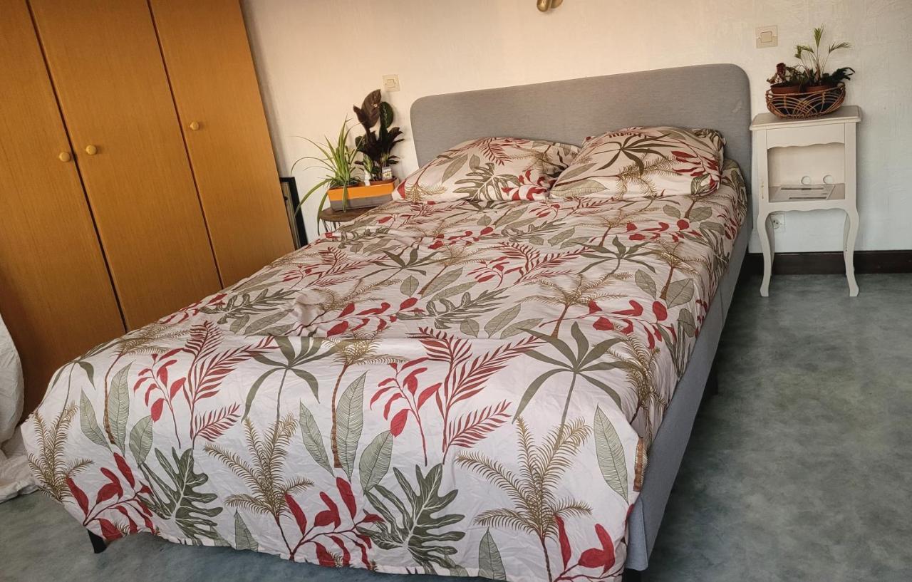 Charmante Villa Familiale A Rouen Bonsecours Exteriör bild
